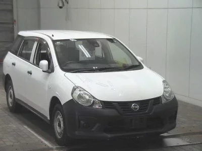 Nissan AD