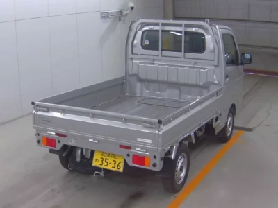 Nissan CLIPPER TRUCK