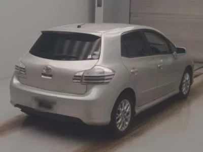 Toyota BLADE