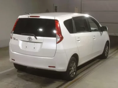 Toyota PASSO SETTE
