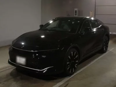Toyota CROWN CROSSOVER