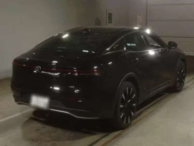 Toyota CROWN CROSSOVER