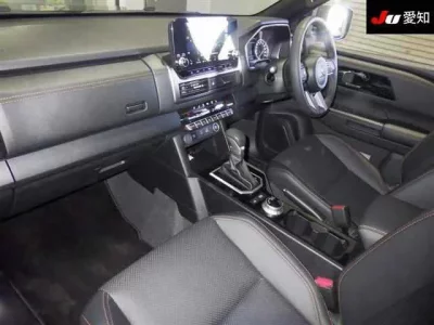 Mitsubishi TRITON