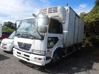 Nissan CONDOR