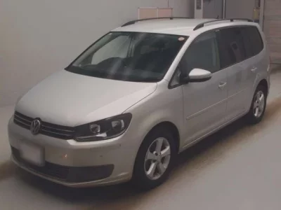 Volkswagen GOLF TOURAN