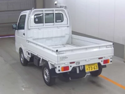 Nissan CLIPPER TRUCK