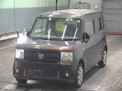 Toyota PIXIS SPACE