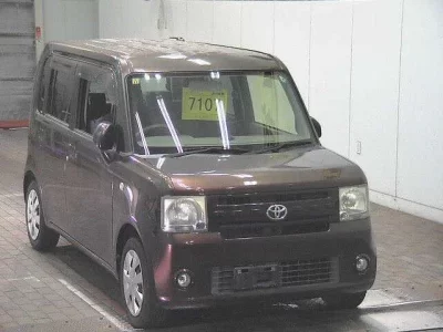Toyota PIXIS SPACE