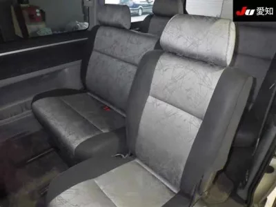 Toyota HIACE REGIUS