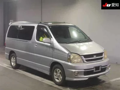 Toyota HIACE REGIUS