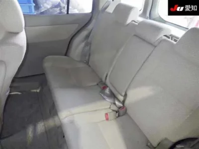 Toyota RAUM