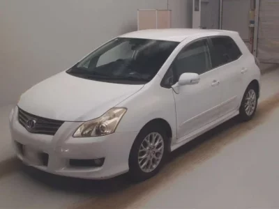 Toyota BLADE