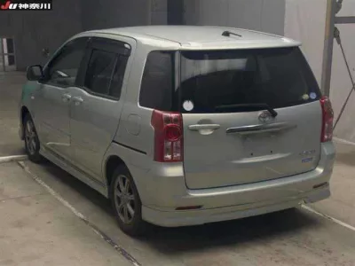 Toyota RAUM