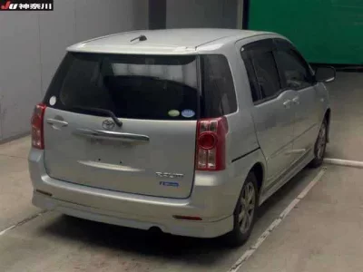 Toyota RAUM