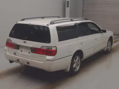 Nissan STAGEA