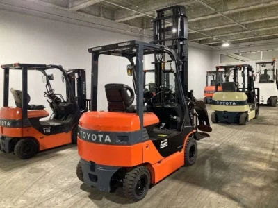 Toyota FORKLIFT