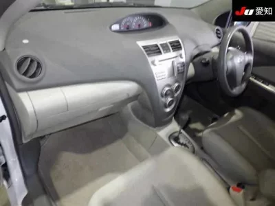 Toyota BELTA