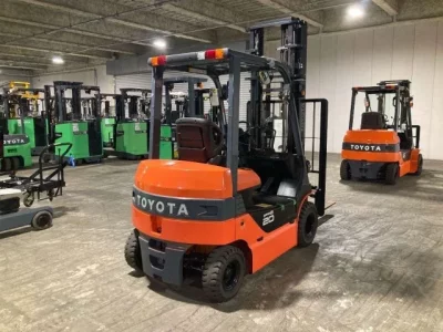 Toyota FORKLIFT
