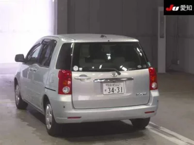 Toyota RAUM