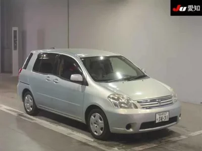 Toyota RAUM