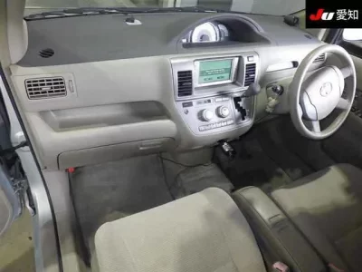 Toyota RAUM