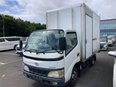 Toyota DYNA