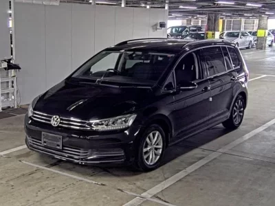 Volkswagen GOLF TOURAN
