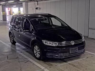 Volkswagen GOLF TOURAN