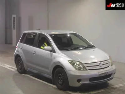 Toyota IST