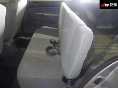 Mitsubishi LANCER VAN