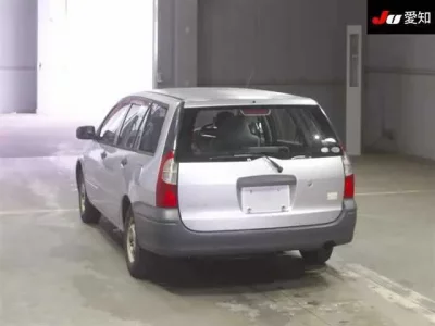 Mitsubishi LANCER VAN