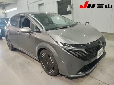 Nissan AURA