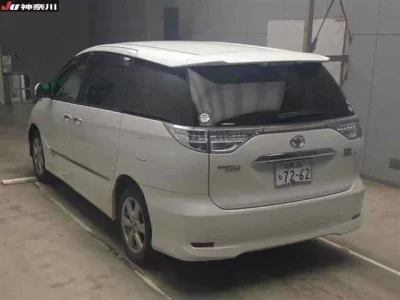 Toyota ESTIMA HYBRID