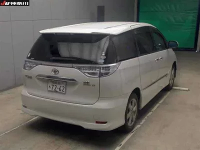 Toyota ESTIMA HYBRID
