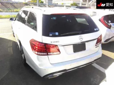 Mercedes-Benz E CLASS WAGON