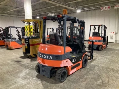 Toyota FORKLIFT