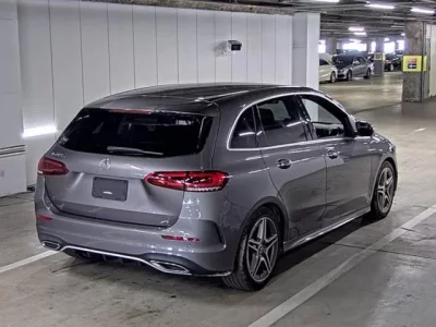 Mercedes-Benz B CLASS