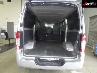 Nissan CARAVAN VAN