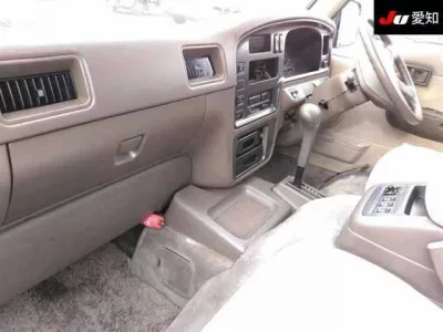 Nissan CARAVAN