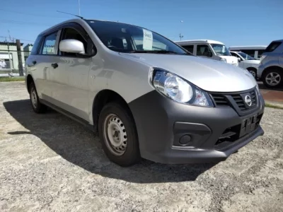 Nissan AD