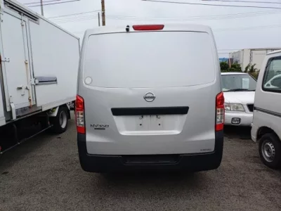 Nissan CARAVAN VAN