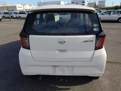 Daihatsu MIRA E S