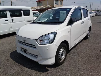 Daihatsu MIRA E S