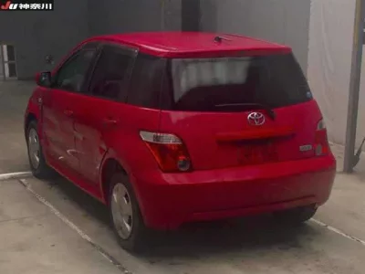Toyota IST