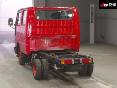Nissan TRUCK