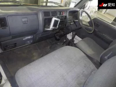 Toyota HIACE TRUCK