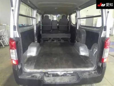 Nissan CARAVAN VAN