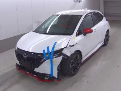 Nissan AURA
