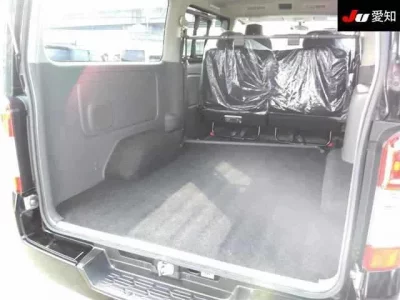Nissan CARAVAN VAN