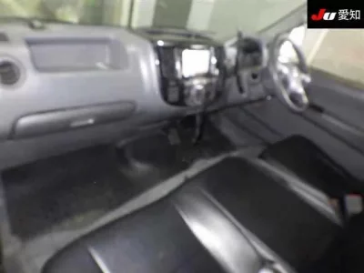 Nissan CARAVAN VAN